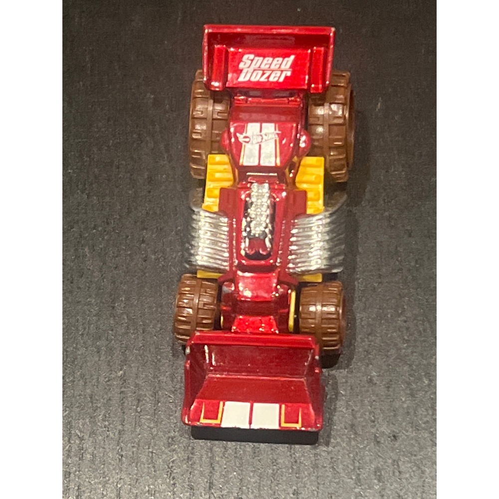 Hot Wheels Speed Dozer‎ Red Yellow 2013 Mattel BJF58 Diecast Bulldozer Truck